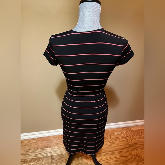 Banana Republic Striped Dress - Picture 3 of 7